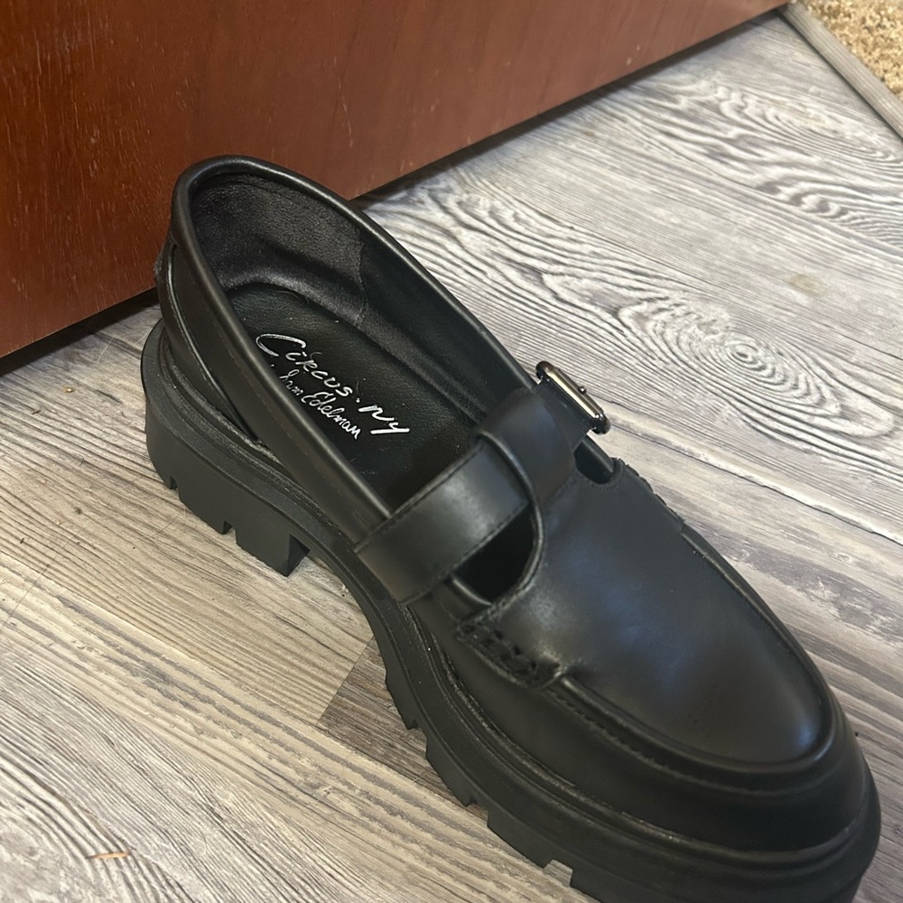 Payson Buckle Loafer - Picture 11 of 14